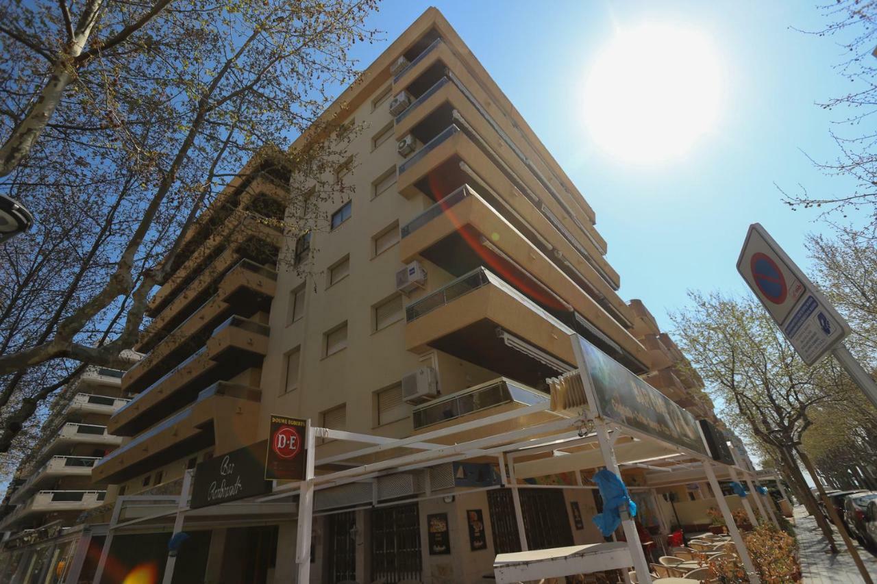 Costa Daurada Apartaments - Zurbaran Salou Esterno foto